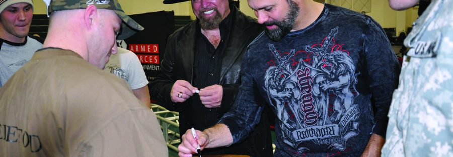 Montgomery Gentry rocks Humphreys